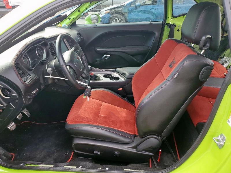 2C3CDZFJ3PH696353 - 2023 DODGE CHALLENGER R/T SCAT PACK GREEN photo 7