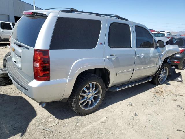 1GNSKBE04DR199117 - 2013 CHEVROLET TAHOE K1500 LT SILVER photo 3