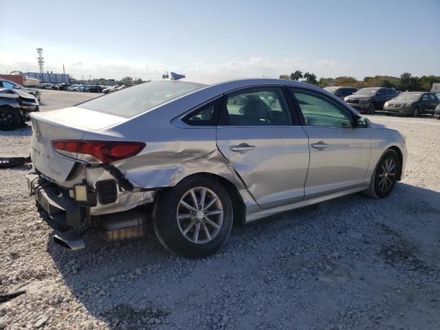 5NPE24AF3KH766305 - 2019 HYUNDAI SONATA SE SILVER photo 3