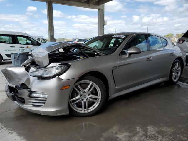 2011 PORSCHE PANAMERA 2, 