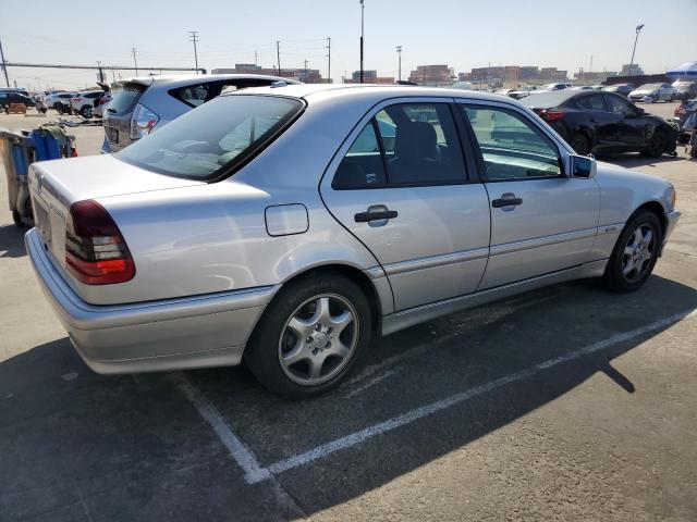 WDBHA24G8YA832533 - 2000 MERCEDES-BENZ C 230 SILVER photo 3