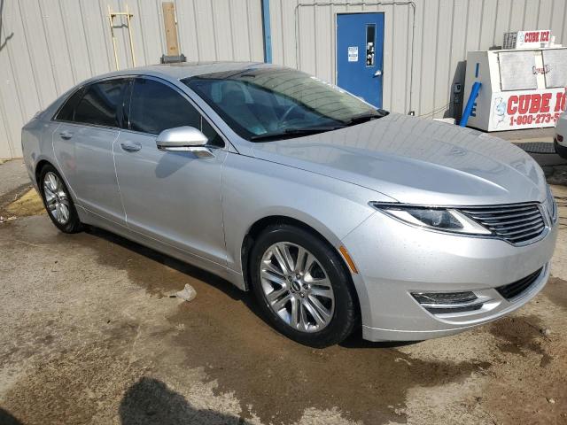 3LN6L2G97GR616558 - 2016 LINCOLN MKZ SILVER photo 4