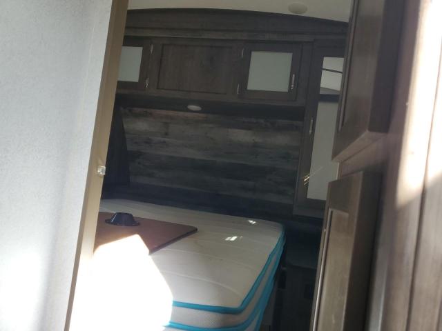 4YDT25220KK414242 - 2019 PASSPORT TRAVELTRLR WHITE photo 5