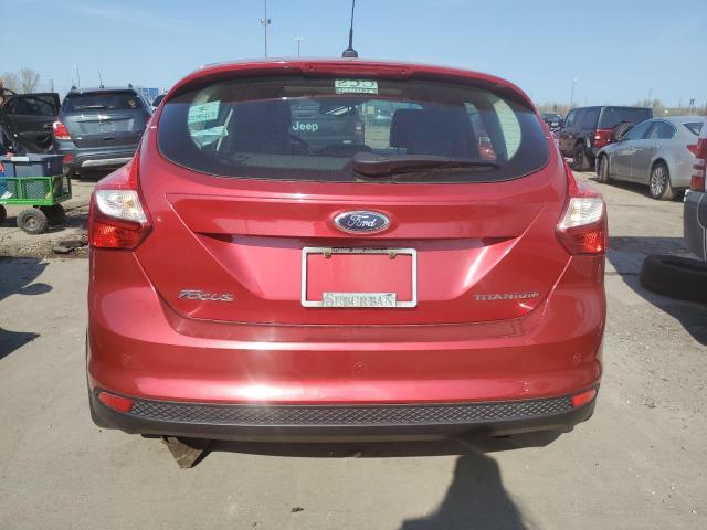 1FAHP3N27CL272466 - 2012 FORD FOCUS TITANIUM RED photo 6