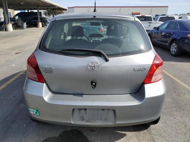 JTDJT923475135812 - 2007 TOYOTA YARIS SILVER photo 6