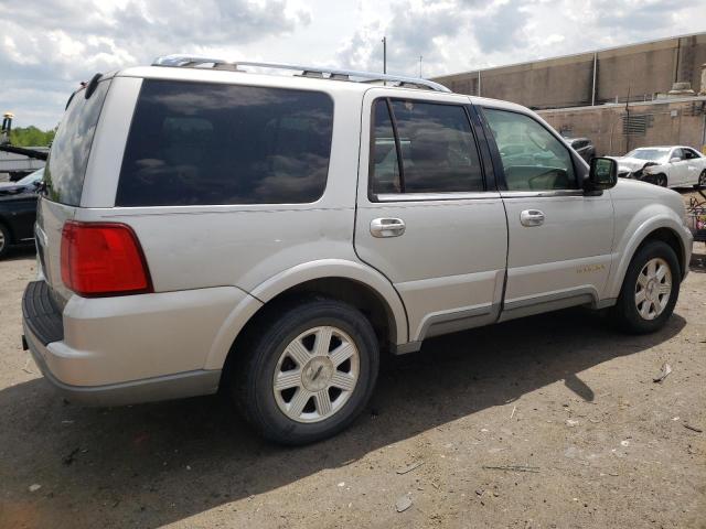 5LMFU28R14LJ22845 - 2004 LINCOLN NAVIGATOR ვერცხლისფერი ფოტო 3