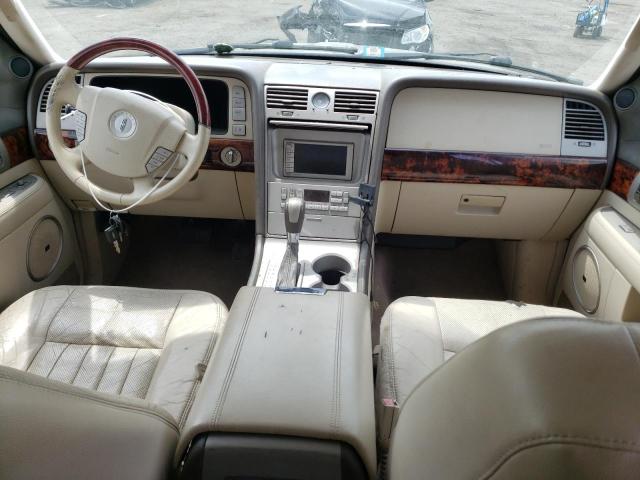 5LMFU28R14LJ22845 - 2004 LINCOLN NAVIGATOR ვერცხლისფერი ფოტო 8