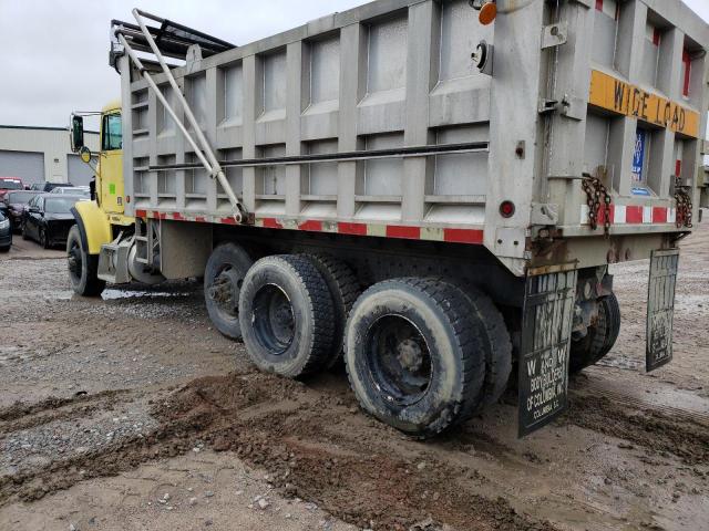 2FV46MDB2WA886732 - 1998 FREIGHTLINER CONVENTION FLD112 YELLOW photo 3