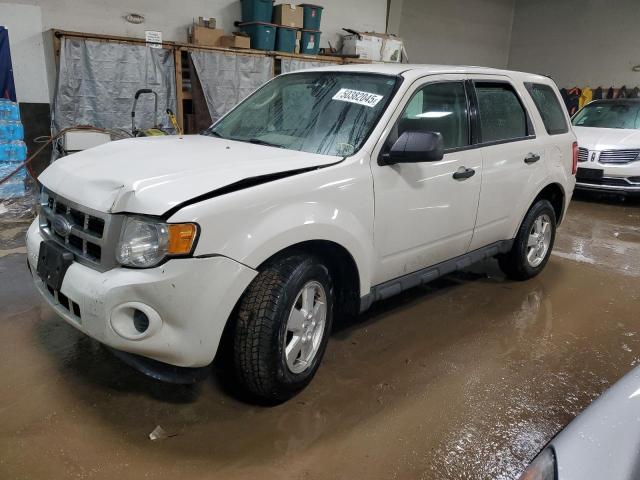 2012 FORD ESCAPE XLS, 