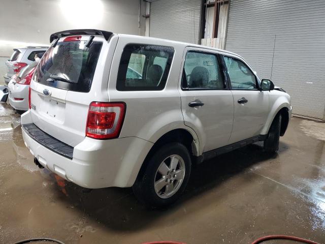 1FMCU0C77CKC61320 - 2012 FORD ESCAPE XLS WHITE photo 3