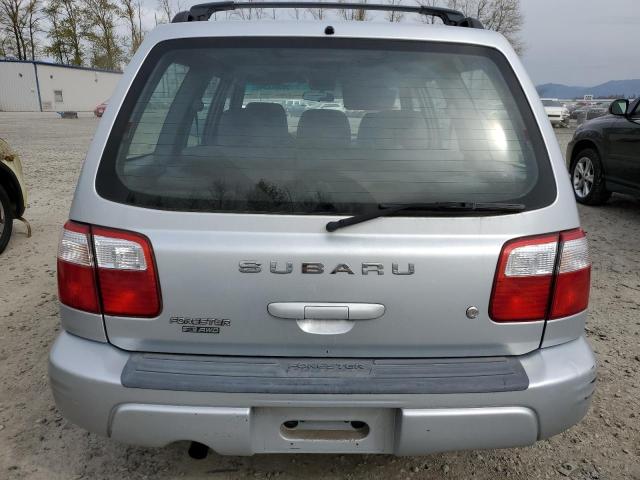 JF1SF65642H705272 - 2002 SUBARU FORESTER S 银色 照片 6