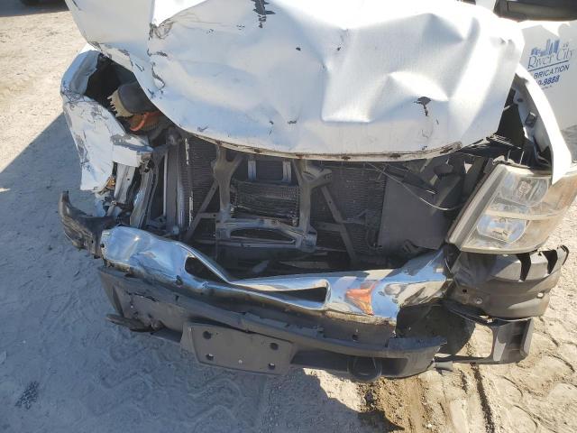 1GBHC24K78E104733 - 2008 CHEVROLET SILVERADO C2500 HEAVY DUTY WHITE photo 11
