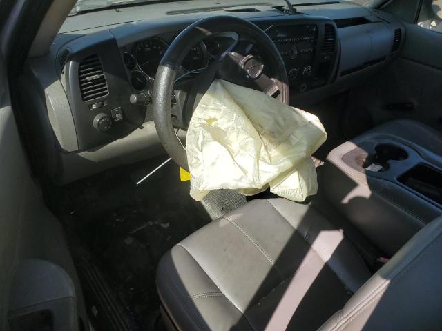 1GBHC24K78E104733 - 2008 CHEVROLET SILVERADO C2500 HEAVY DUTY WHITE photo 8