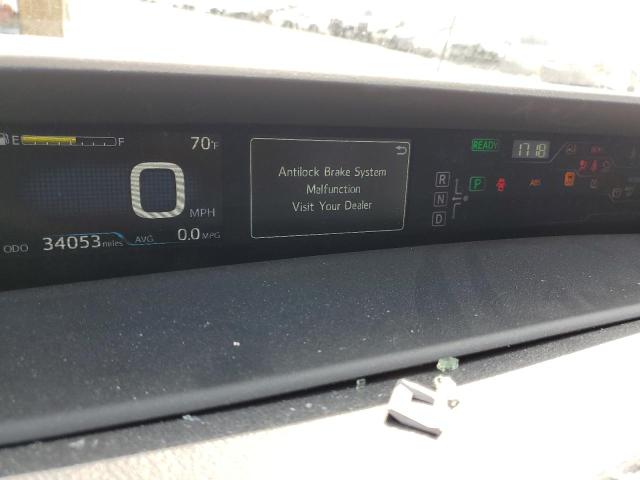 JTDKARFP0J3083234 - 2018 TOYOTA PRIUS PRIM Silber Foto 9