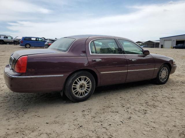 2LNBL8CV4AX605871 - 2010 LINCOLN TOWN CAR SIGNATURE LIMITED MAROON photo 3