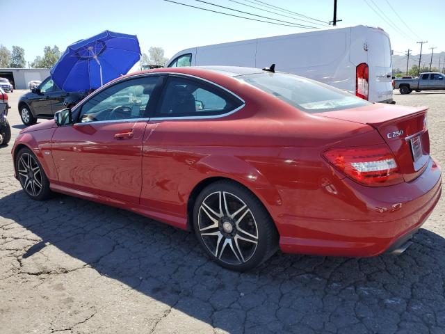 WDDGJ4HB3DF967557 - 2013 MERCEDES-BENZ C 250 RED photo 2