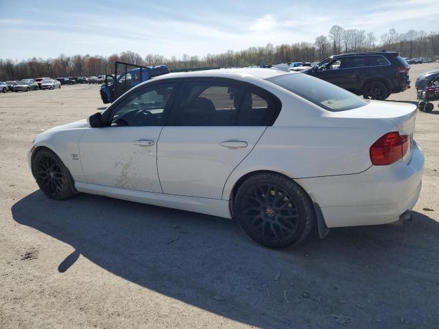 WBAPK5C56AA647069 - 2010 BMW 328 XI SULEV WHITE photo 2