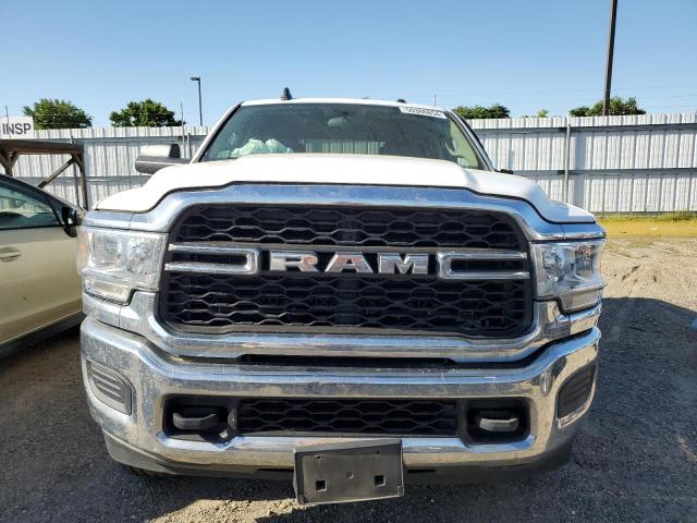 3C6UR5CLXKG635548 - 2019 RAM 2500 TRADESMAN WHITE photo 5