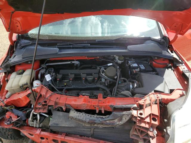 1FADP3F23EL210613 - 2014 FORD FOCUS SE RED photo 11