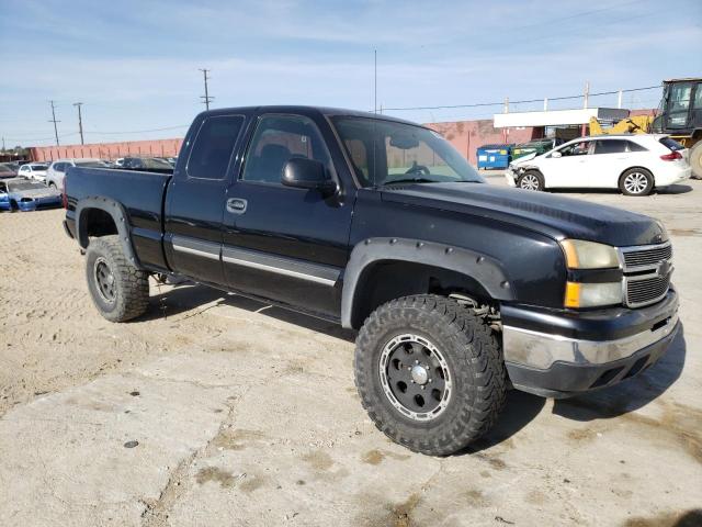 1GCEC19V37Z204556 - 2007 CHEVROLET SILVERADO C1500 CLASSIC BLACK photo 4