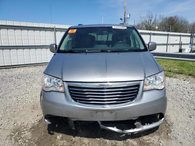 2C4RC1BG6GR189459 - 2016 CHRYSLER TOWN & COU TOURING SILVER photo 5