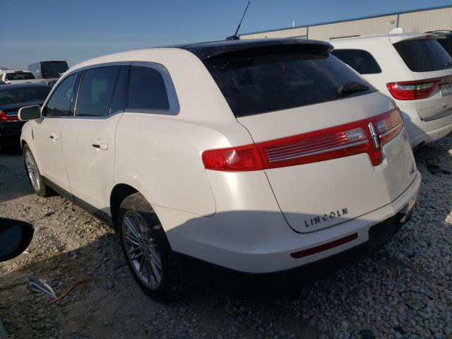 2LMHJ5AT1EBL55934 - 2014 LINCOLN MKT WHITE photo 2