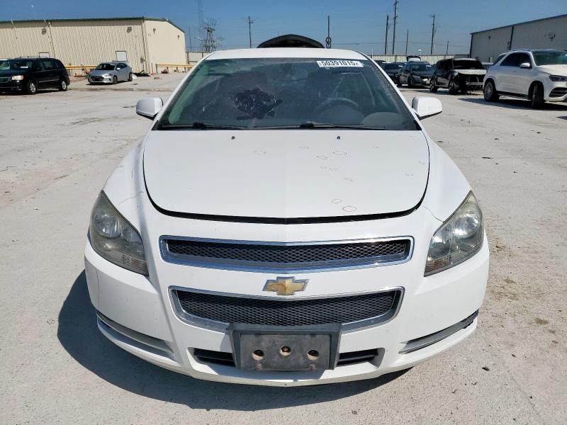 1G1ZC5E0XCF303155 - 2012 CHEVROLET MALIBU 1LT WHITE photo 5