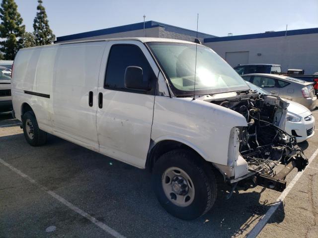 1GCWGBFG6G1225680 - 2016 CHEVROLET EXPRESS G2 WHITE photo 4