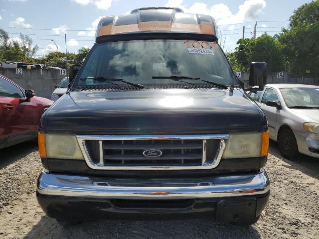 1FDWE35L74HA13203 - 2004 FORD ECONOLINE E350 SUPER DUTY CUTAWAY VAN BLACK photo 5