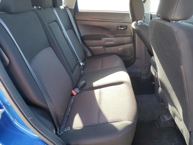 JA4AR3AU8KU007975 - 2019 MITSUBISHI OUTLANDER ES BLUE photo 11