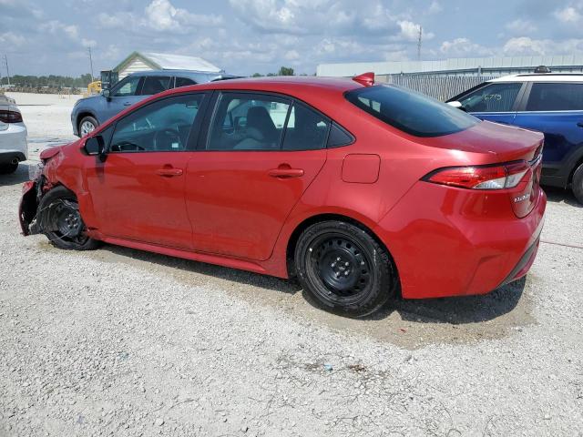 5YFEPMAE4MP180114 - 2021 TOYOTA COROLLA LE RED photo 2