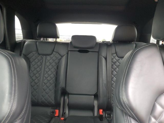 WA1C4AFY3J2224433 - 2018 AUDI SQ5 PRESTIGE WHITE photo 10