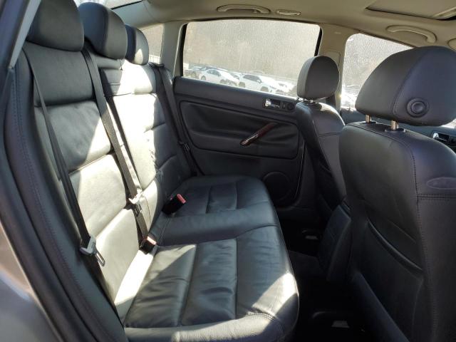 WVWTU63B55E066460 - 2005 VOLKSWAGEN PASSAT GLX 4MOTION 金色 照片 10