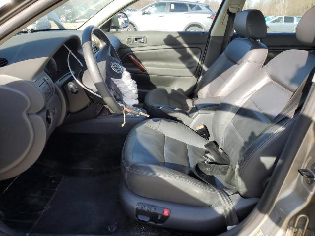 WVWTU63B55E066460 - 2005 VOLKSWAGEN PASSAT GLX 4MOTION 金色 照片 7