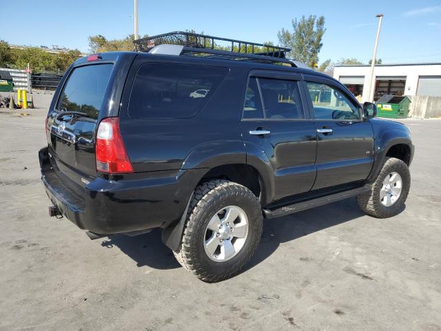 JTEZU14R768042634 - 2006 TOYOTA 4RUNNER SR5 BLACK photo 3