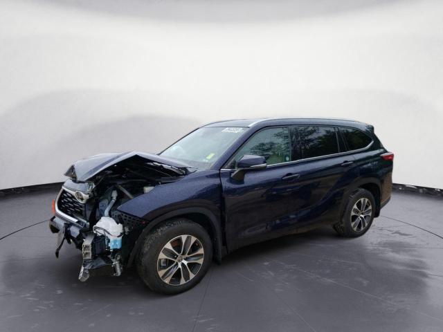 5TDHZRBH6MS536745 - 2021 TOYOTA HIGHLANDER XLE BLUE photo 1