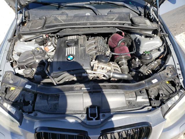 WBADX1C50BE569993 - 2011 BMW 335 IS GRAY photo 11
