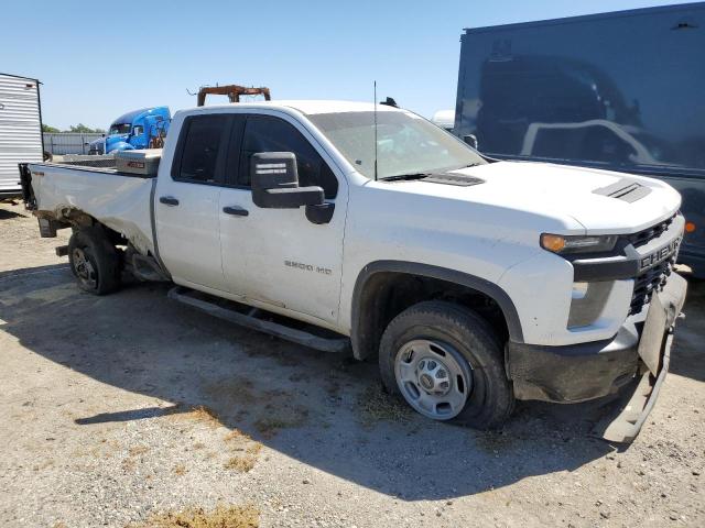 1GC2YLE73MF259724 - 2021 CHEVROLET silverado K2500 HEAVY DUTY WHITE photo 4