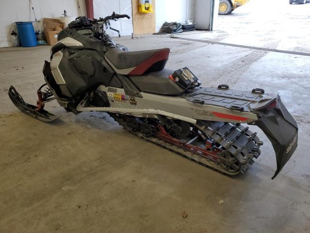 2BPSDBRM2RV000008 - 2024 BOMBARDIER SKIDOO SILVER photo 3