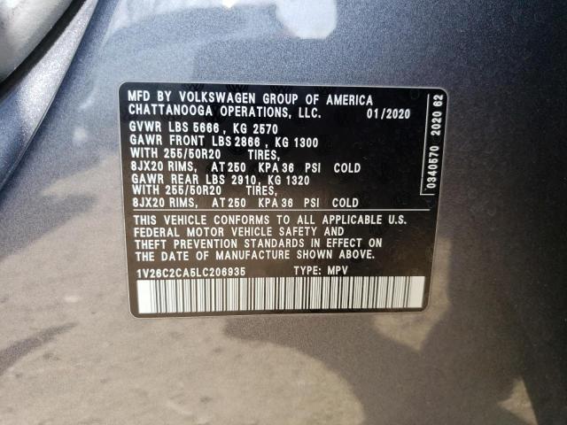 1V26C2CA5LC206935 - 2020 VOLKSWAGEN ATLAS CROS SE Серый фото 13