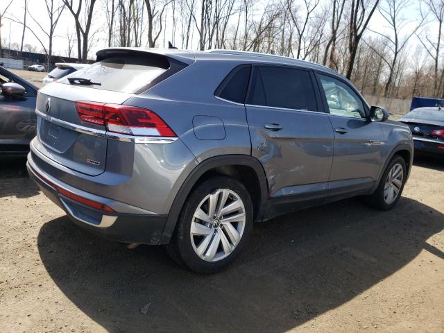 1V26C2CA5LC206935 - 2020 VOLKSWAGEN ATLAS CROS SE Серый фото 3