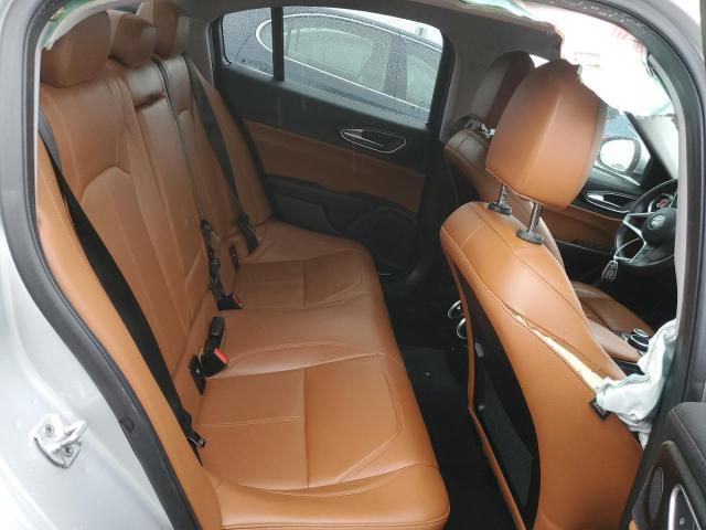 ZARFAEDN0H7532741 - 2017 ALFA ROMEO GIULIA Q4 SILVER photo 10