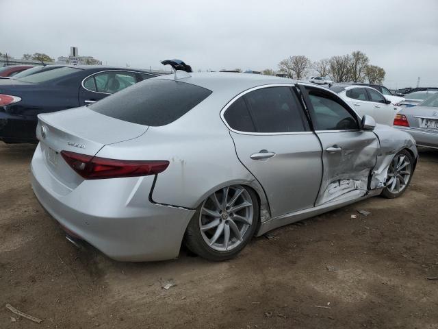 ZARFAEDN0H7532741 - 2017 ALFA ROMEO GIULIA Q4 SILVER photo 3
