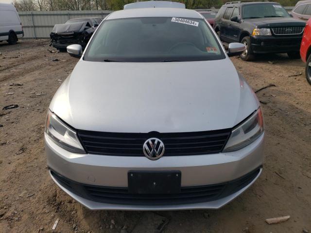 3VWDP7AJ6CM369487 - 2012 VOLKSWAGEN JETTA SE SILVER photo 5