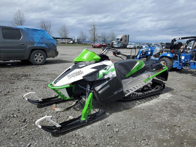 4UF14SNW6ET105948 - 2014 ARCTIC CAT SNOWMOBILE TWO TONE photo 2