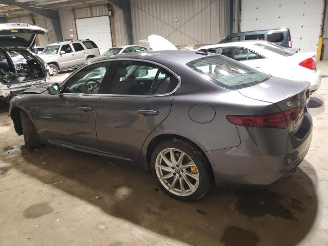 ZARFAEDN2J7587732 - 2018 ALFA ROMEO GIULIA Q4 石墨色 照片 2