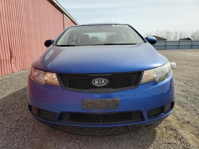 KNAFT4A22A5234540 - 2010 KIA FORTE LX BLUE photo 5