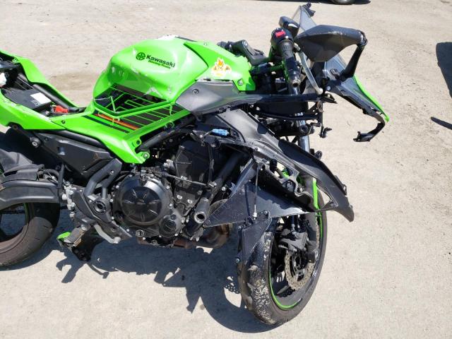 ML5EXER12PDA84607 - 2023 KAWASAKI EX650 R GREEN photo 9