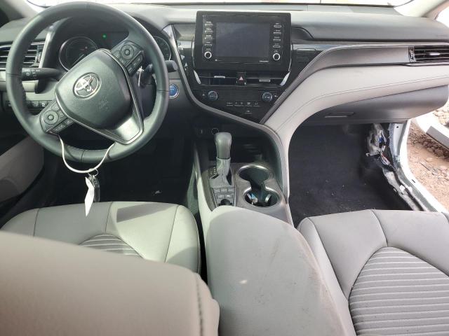 4T1G31AKXRU075592 - 2024 TOYOTA CAMRY SE NIGHT SHADE WHITE photo 8