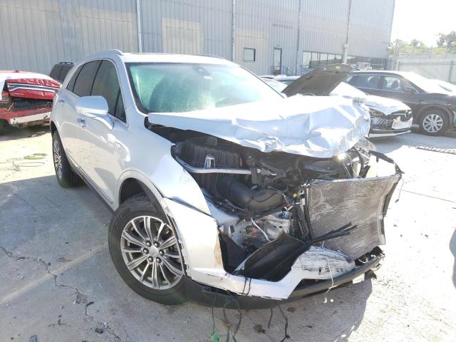 1GYKNCRS4KZ284709 - 2019 CADILLAC XT5 LUXURY SILVER photo 1